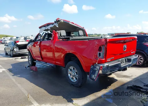 2022 Ram 2500 Laramie 4X4 6'4 Box z USA, uszkodzony, nr VIN 3C6UR5FJ2NG269115